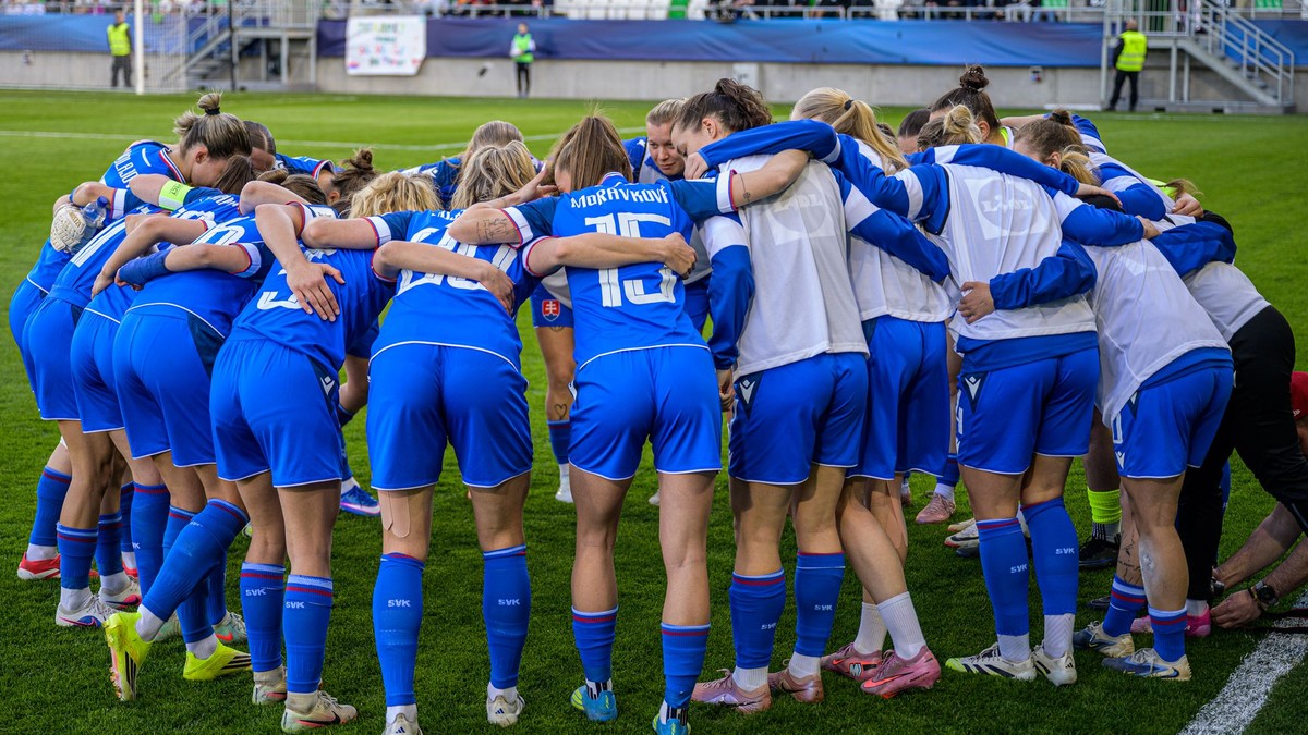 Slovenská ženská futbalová reprezentácia.