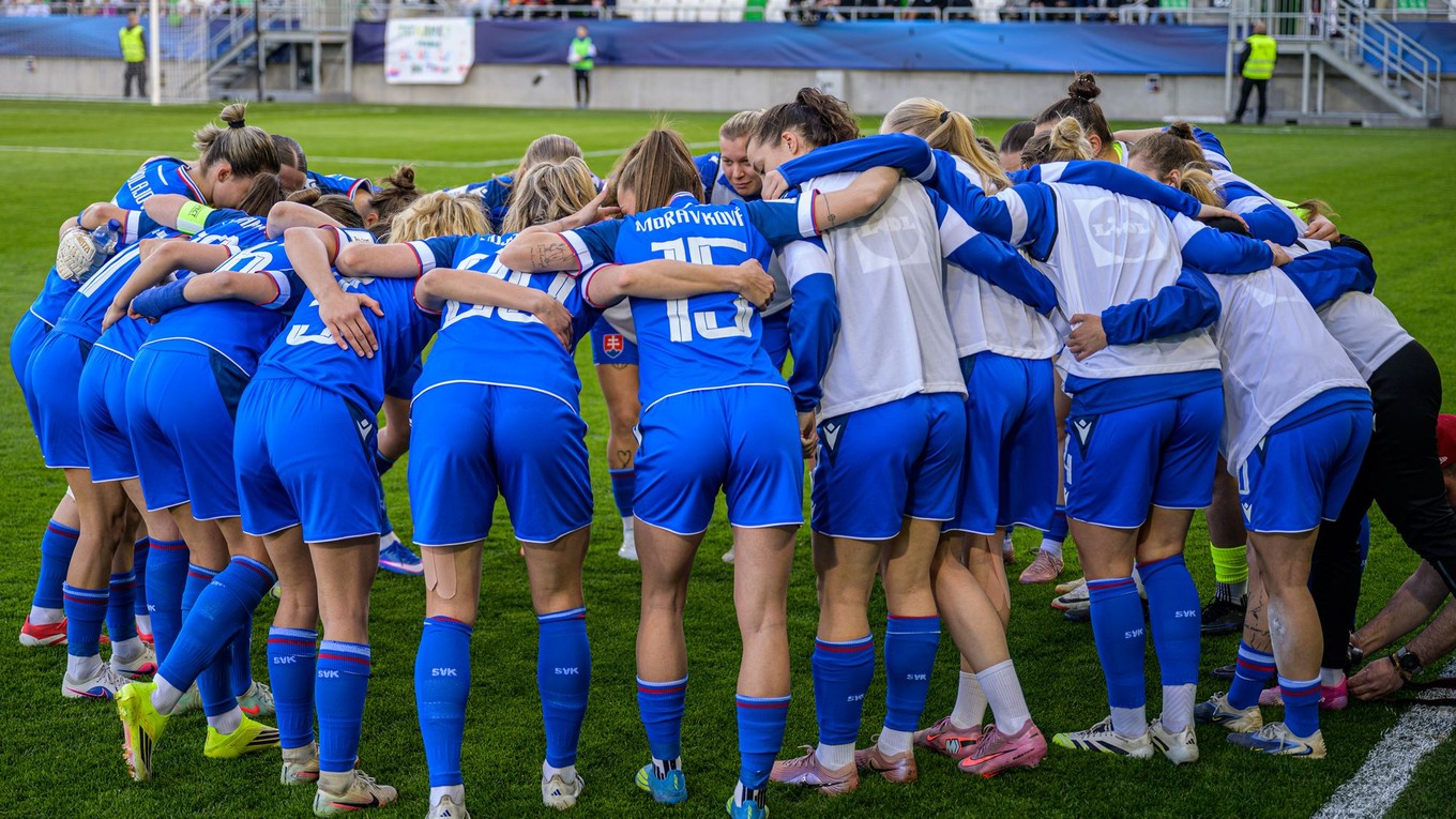 Slovenská ženská futbalová reprezentácia.
