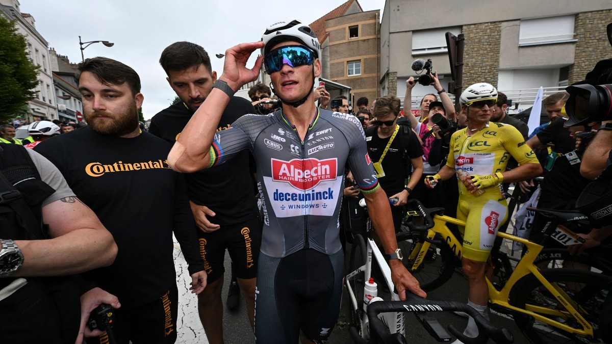 Sagan tu oslavoval ako Forrest Gump. Tím, ktorý bojuje o sponzorov, si podmaňuje Tour