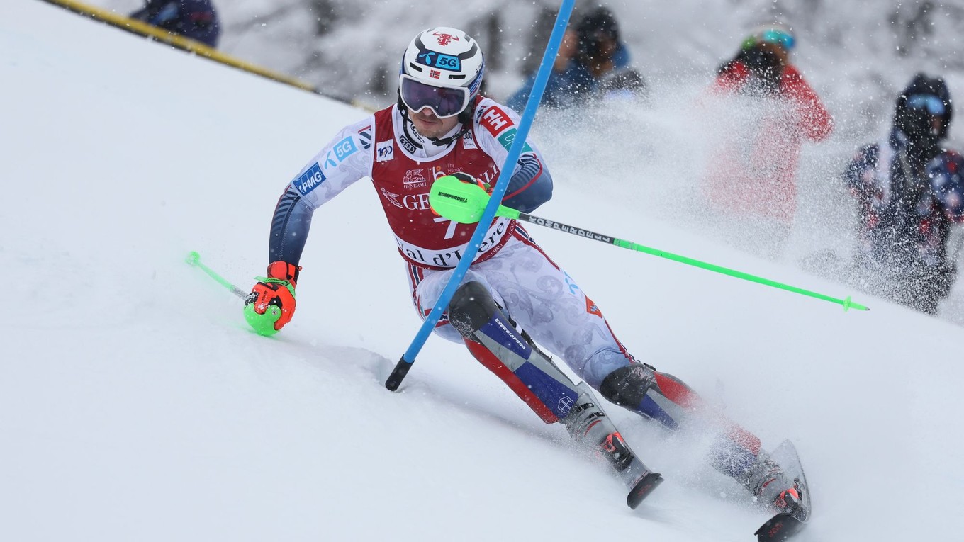 ONLINE: 1. kolo slalomu mužov dnes v Levi