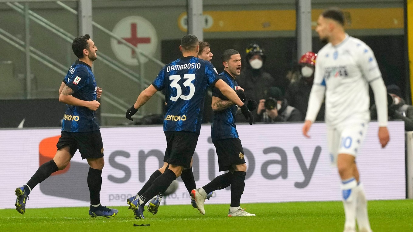 Futbalisti Interu Miláno sa tešia z gólu v zápase proti Empoli. 
