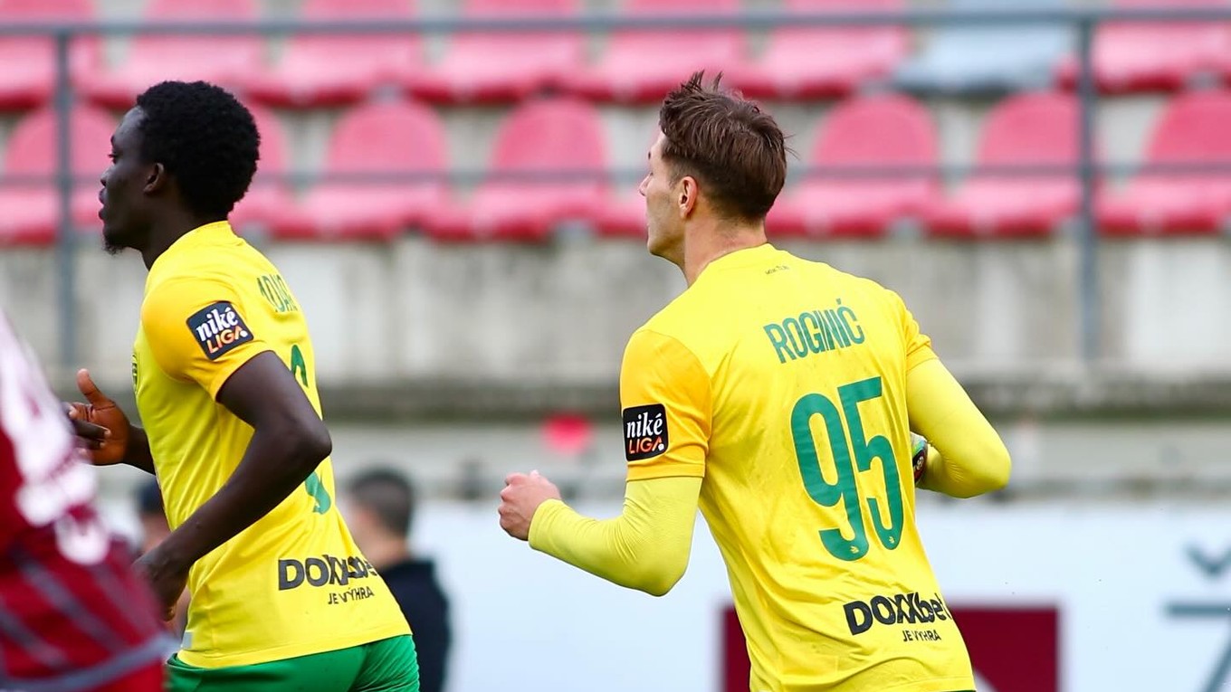 Marko Roginič oslavuje gól