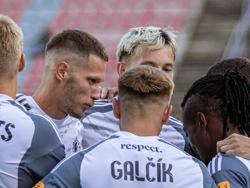 Futbalisti FK Železiarne Podbrezová.