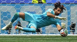 Alireza Beiranvand bol neprekonateľný v bránke Iránu.