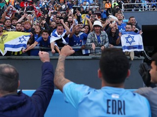 Izraelskí fanúšikovia.