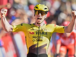 Britský cyklista Matthew Brennan z tímu Visma-Lease a Bike