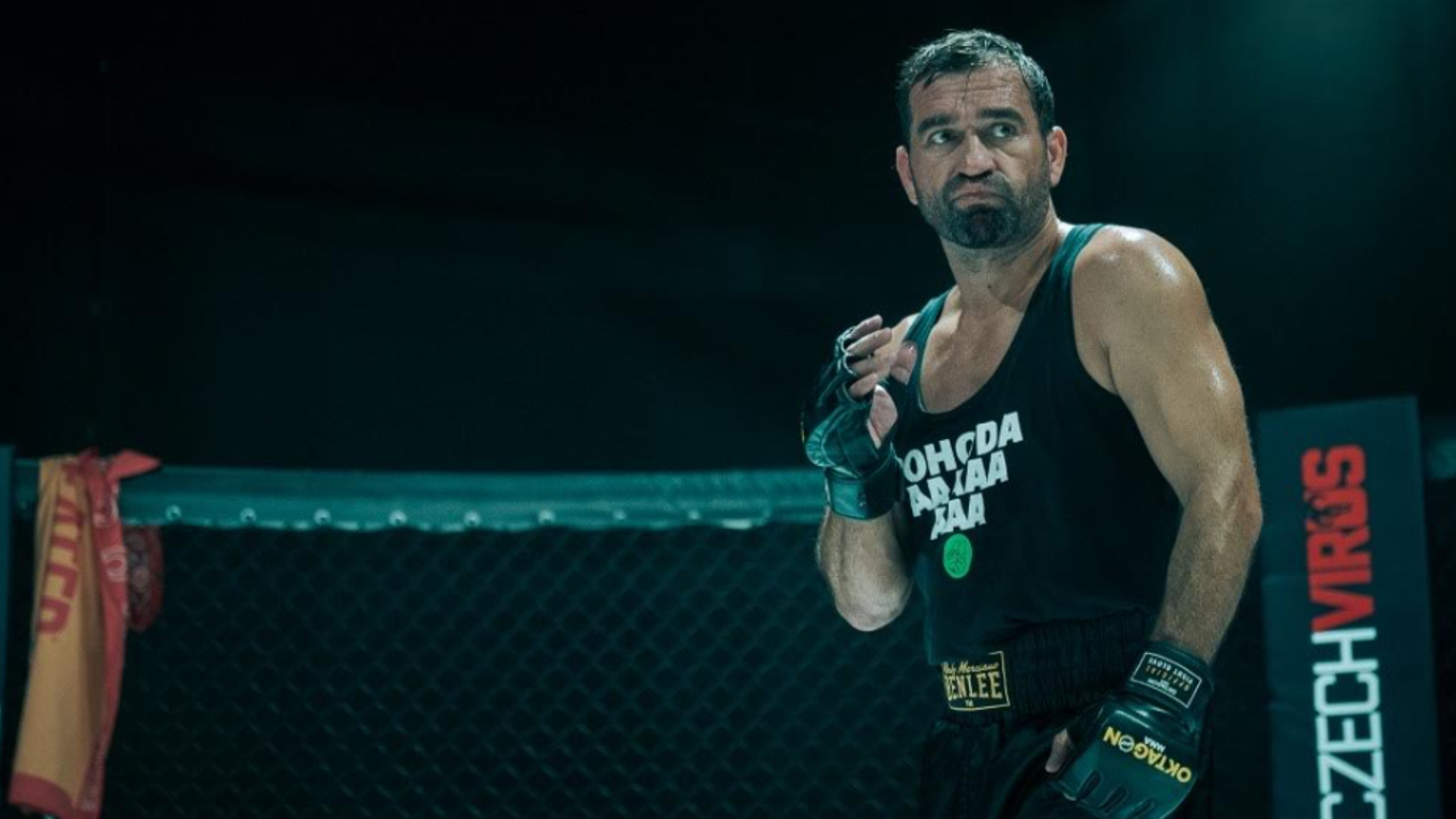 Milan Ondrík vo filme Bojovník.