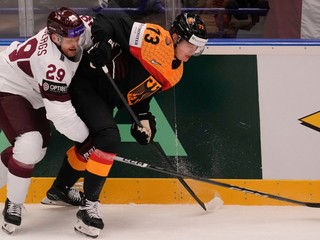 Lukas Reichel v drese Nemecka
