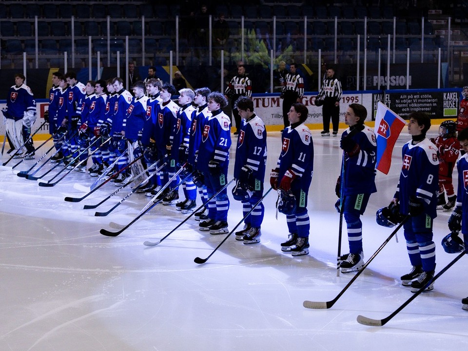 Slovenskí hokejisti do 20 rokov. 