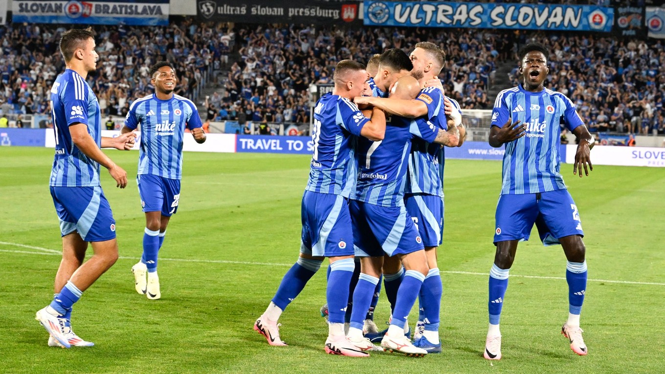 Radosť futbalistov ŠK Slovan Bratislava v predkole Ligy majstrov proti NK Celje. 