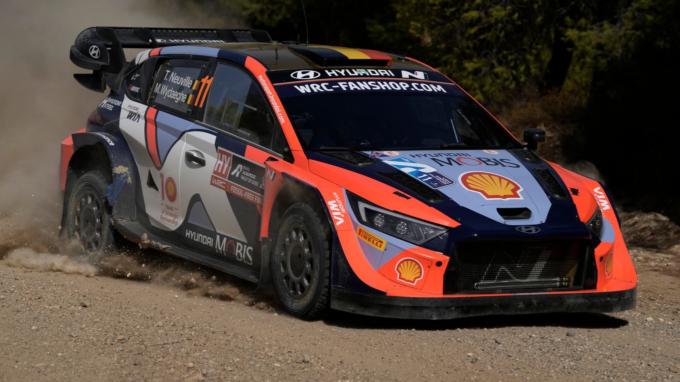 Belgický jazdec Thierry Neuville.