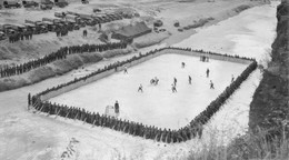 Hokej, ilustračná historická fotografia. 