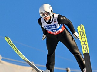 Slovenská reprezentantka v skokoch na lyžiach Kira Mária Kapustíková. 