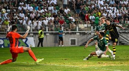 Samuel Petráš bol neprekonateľný v zápase Győri ETO FC - AIK Stockholm.