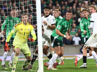 Momentka zo zápasu Severné Írsko - Nemecko