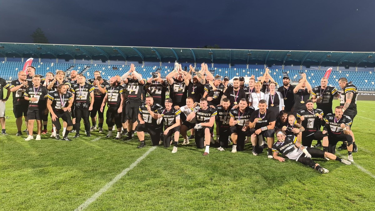 Drámu rozhodlo až predĺženie. Nitra Knights ako prvý slovenský klub vyhrali českú ligu