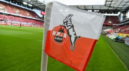 Zástavka s logom nemeckého klubu 1. FC Kolín.