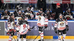 Lavička Banskej Bystrice počas zápasu 24. kola Tipos extraligy HC Košice - HC MONACObet Banská Bystrica.