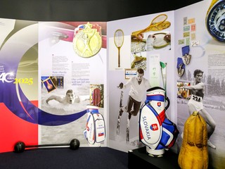 Snímka z otvorenia výstavy Naše zbierky nezapadnú prachom. 