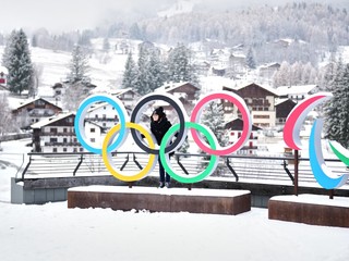 Paralympijské a olympijské kruhy. 