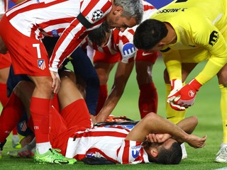Dávid Hancko sa zranil v zápase Barcelona Atlético Madrid