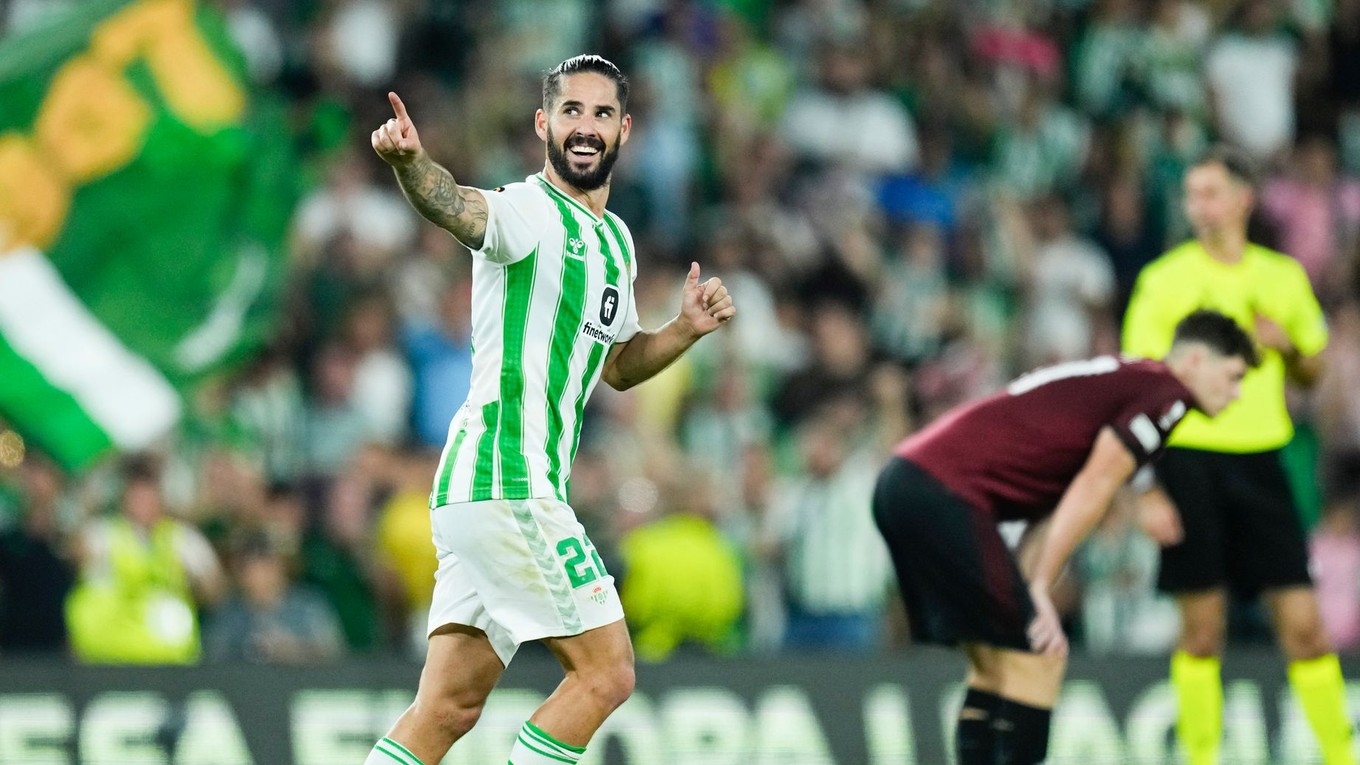 Skúsený španielsky futbalista Isco v drese Betisu Sevilla. 