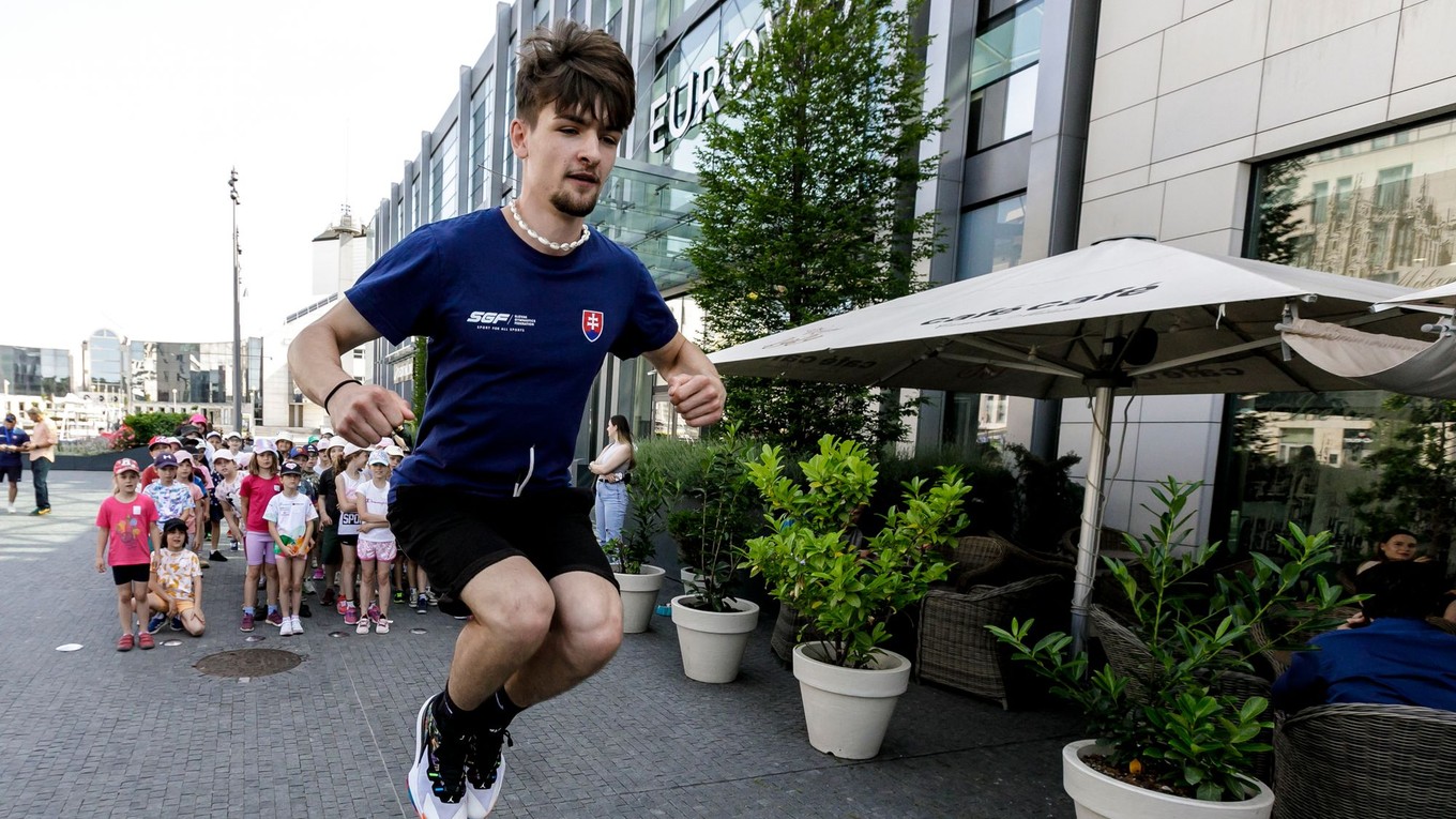 Slovenský parkourista Esteban Malaga