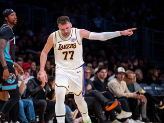 Slovinský basketbalista Luka Dončič v drese Los Angeles Lakers.