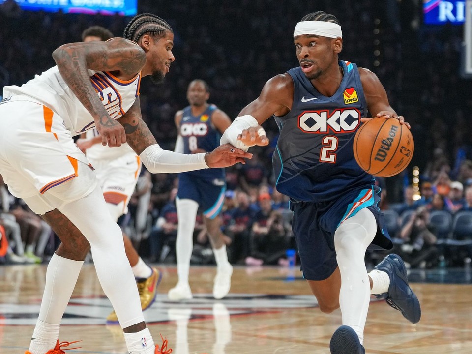 Shai Gilgeous-Alexander v zápase s Phoenixom