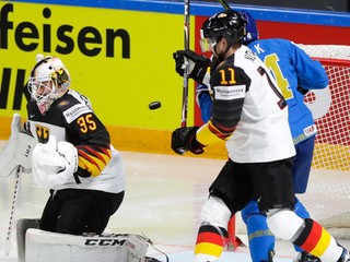 Zostrih a góly zo zápasu Kazachstan - Nemecko na MS v hokeji 2021.