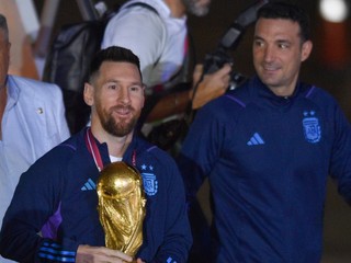 Lionel Messi po prílete do Argentíny.