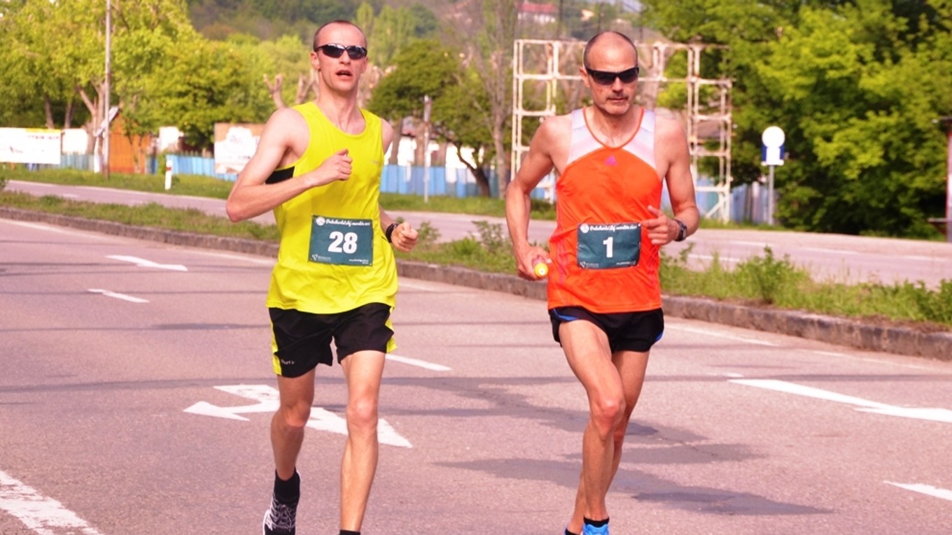Dvaja najlepší bežci – T. Kopčík (vľavo) a M. Ilavský.
