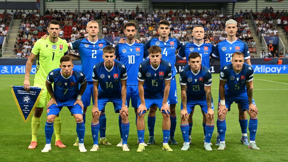 Základná jedenástka Slovenska pred zápasom Slovensko - Taliansko.