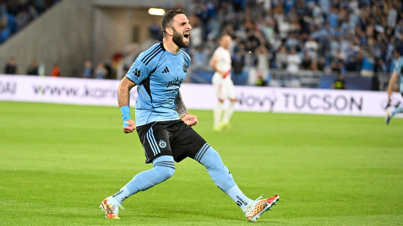 Na snímke Tigran Barseghjan (Slovan) sa raduje po strelení prvého gólu v stretnutí 2. predkola LM ŠK Slovan Bratislava - HŠK Zrinjski Mostar.