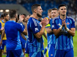 Futbalisti ŠK Slovan Bratislava sa tešia po víťazstve nad APOEL Nikózia v 1. zápase 3. predkola Ligy majstrov.