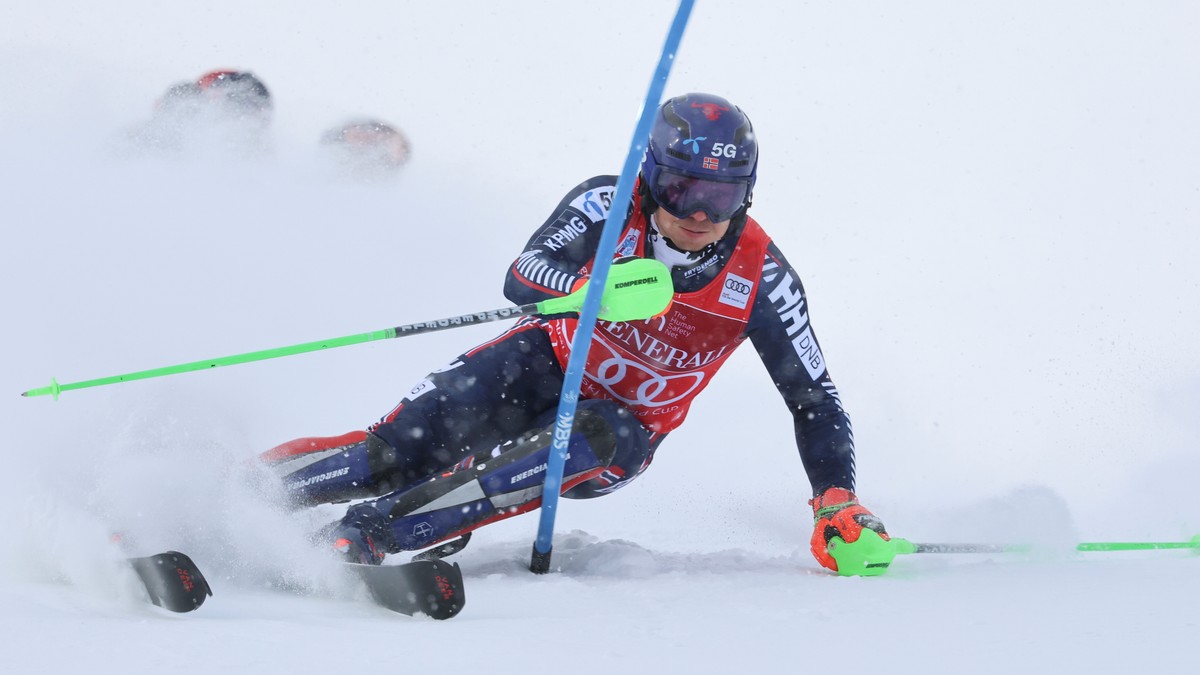 ONLINE: Obrovský slalom mužov vo Val d'Isere (1. kolo).