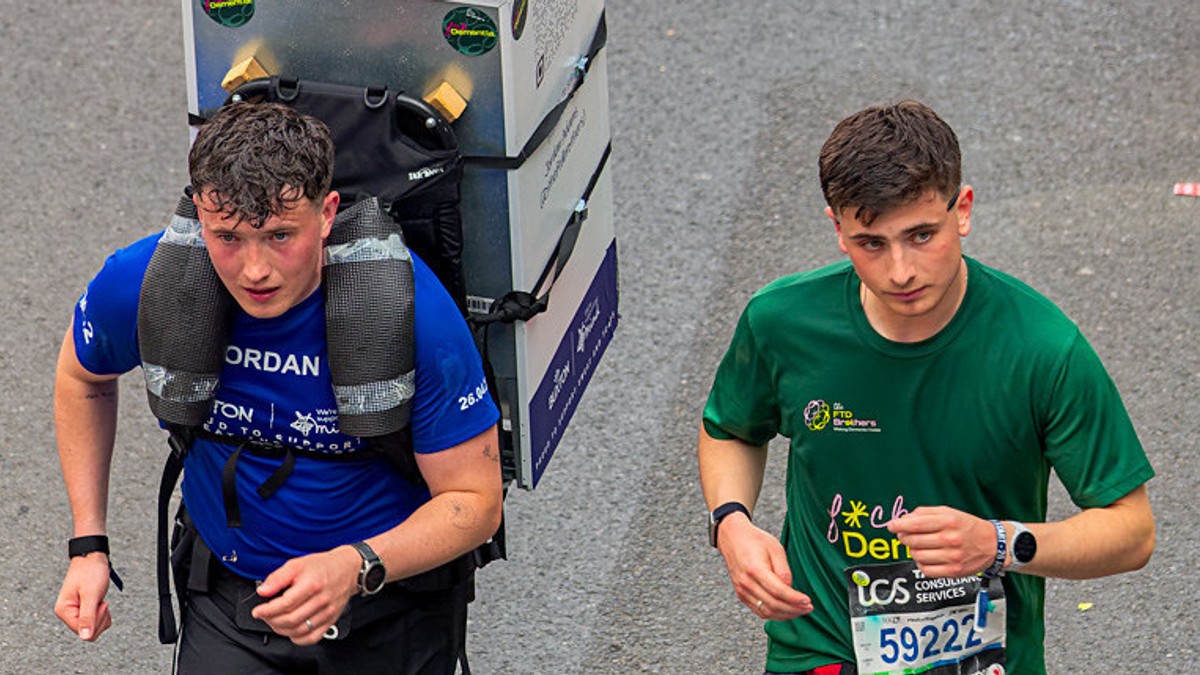 Jordan Adams a Cian Adams