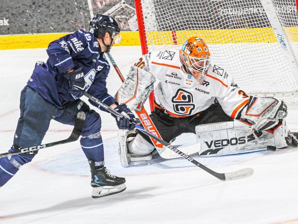 Záber zo zápasu HC Košice - Slovan Bratislava