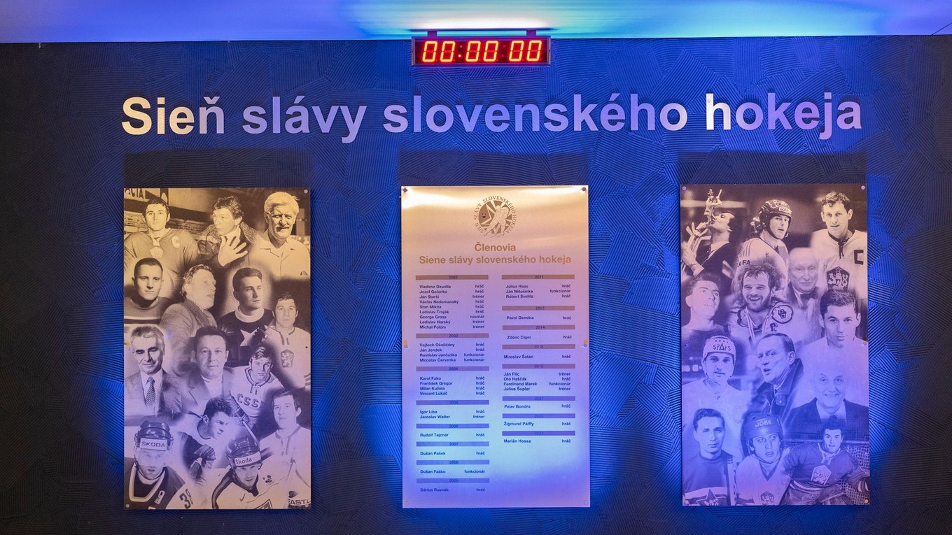 Slovenský zväz ľadového hokeja (SZĽH) znovuotvoril Sieň slávy slovenského hokeja na Zimnom štadióne Ondreja Nepelu v Bratislave v stredu 13. decembra 2023. 