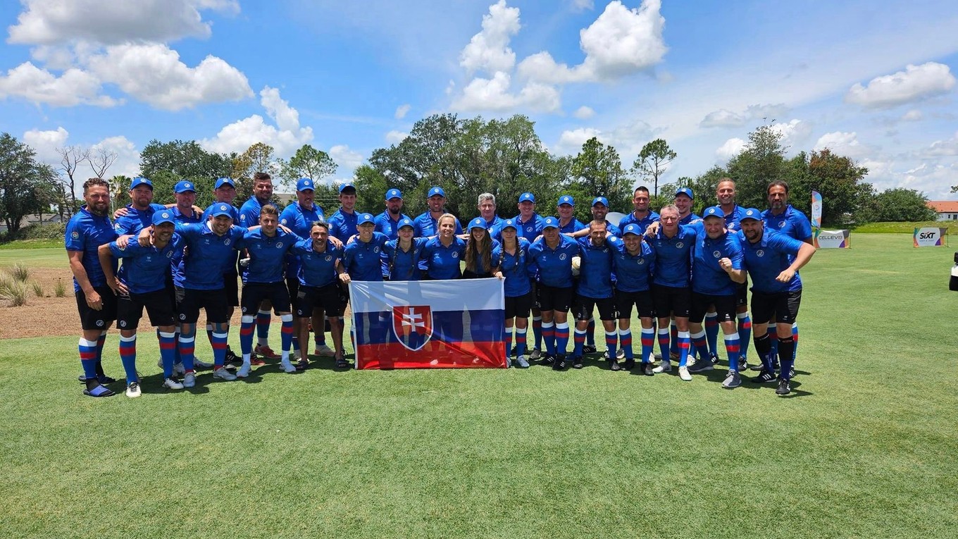 Slovenskí reprezentanti vo footgolfe. 