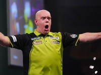 Michael van Gerwen po víťazstve vo štvrťfinále MS v šípkach 2025.