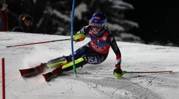 Mikaela Shiffrinová počas nočného slalomu vo Flachau.