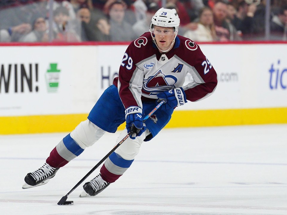 Nathan MacKinnon