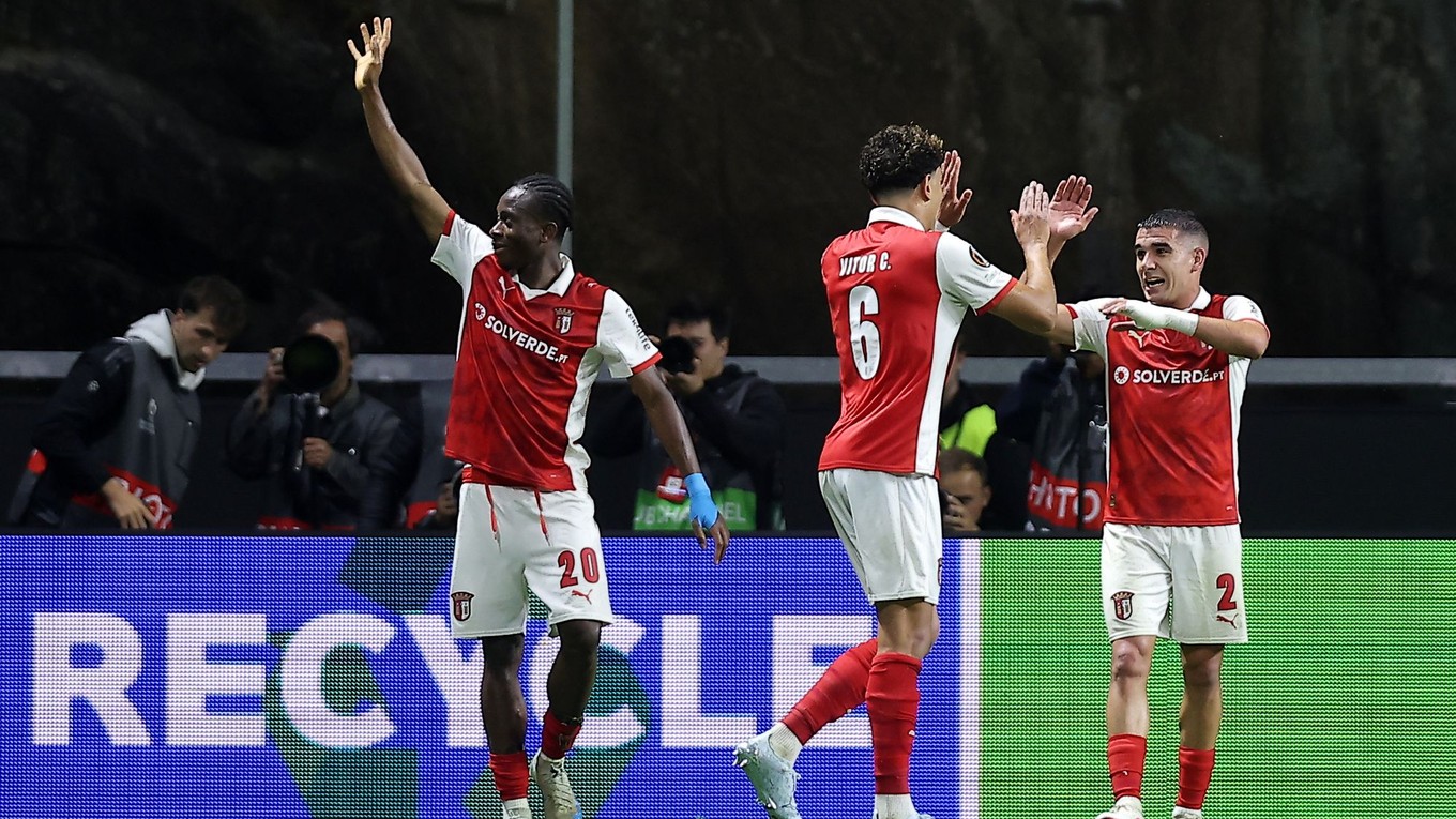 Sporting Braga oslavuje gól. 