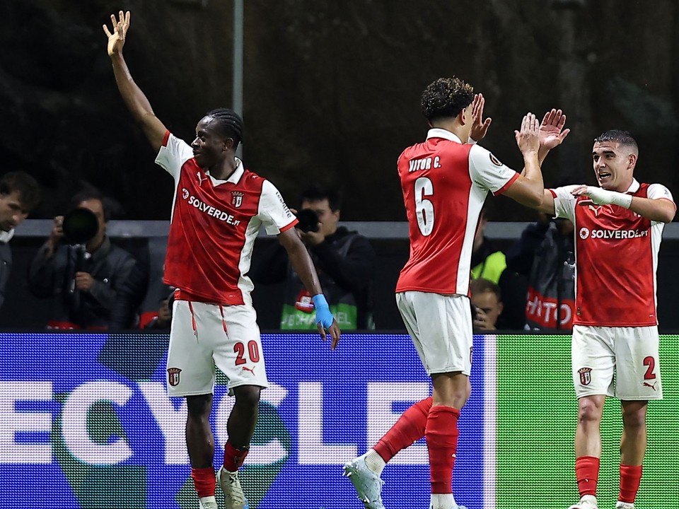 Sporting Braga oslavuje gól. 