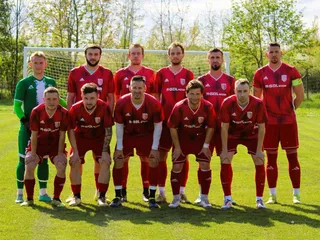 Šiestoligový klub OŠK Lipová vybojoval historickú bronzovú priečku.  