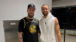 Dominik Holec a Steph Curry