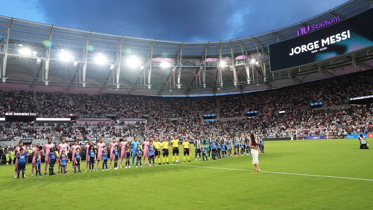 Minúta ticha pred zápasom Miami na pamiatku Jorgeho Messiho