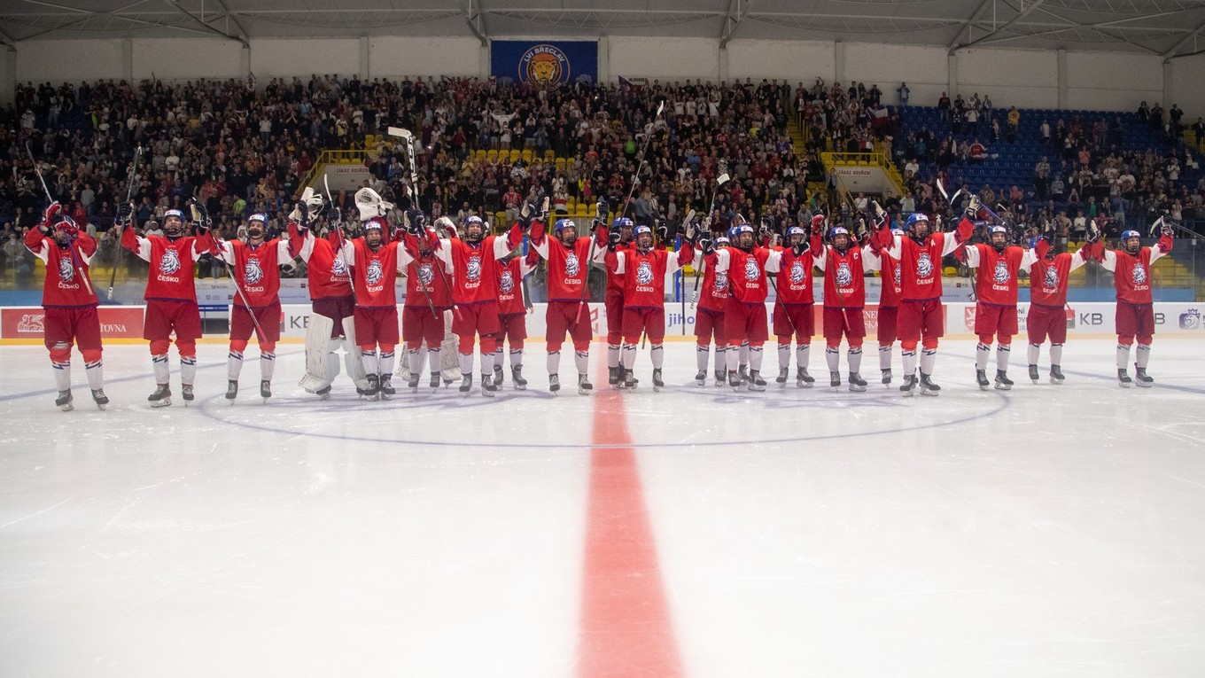 Českí hokejisti na Hlinka Gretzky Cupe. 