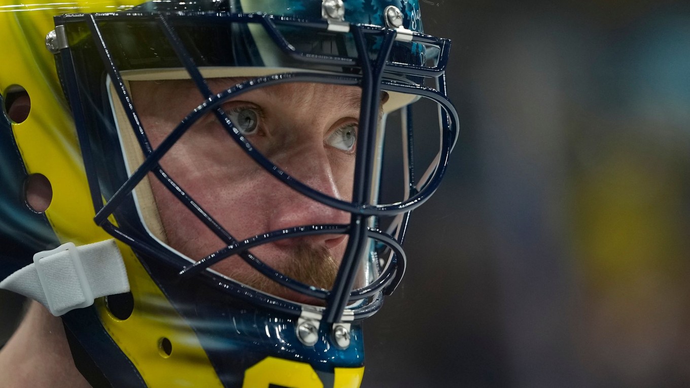 Brankár Jacob Markström v zápase Slovensko - Švédsko na ZOH 2026.